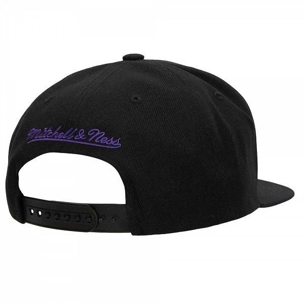 GORRA LAKERS NBA EMBROIDERY GLITCH - MITCHELL AND NESS.