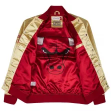 chaqueta chicago bulls mitchell and ness fashion lw satin jacket light gold