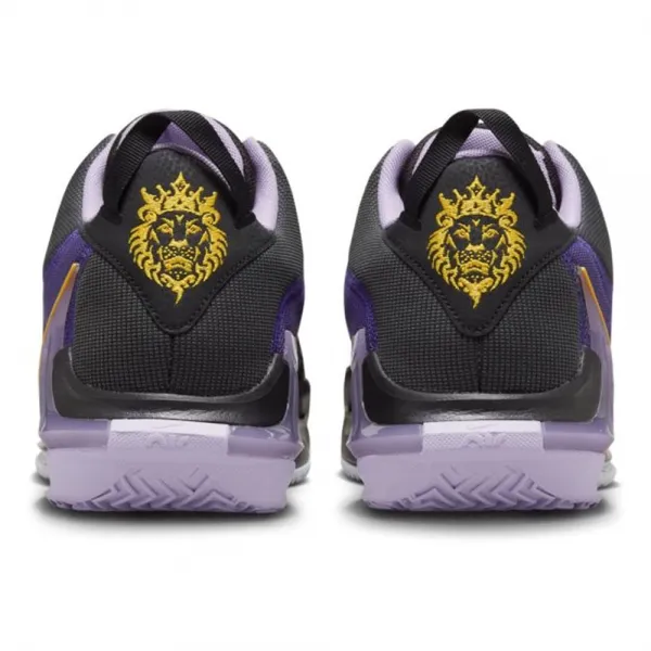 Zapatillas Nike LeBron Witness 7 "Lakers"