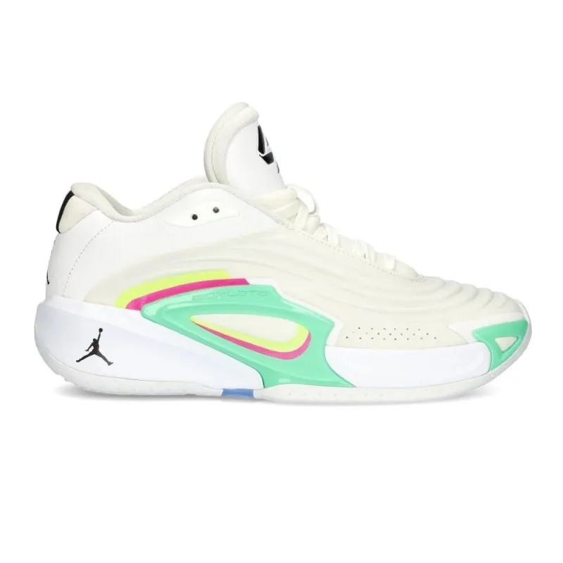 Zapatillas Air Jordan Luka 3 Photo Finish blancas